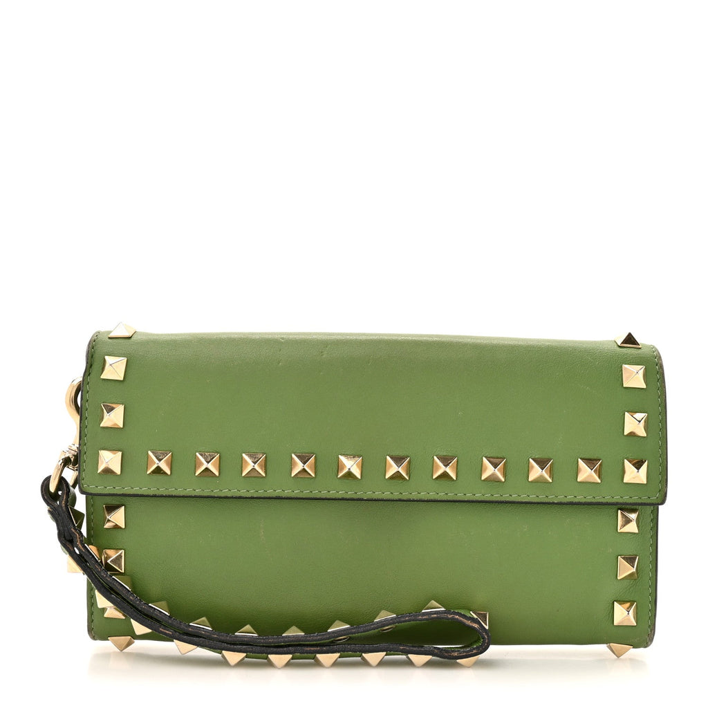 Calfskin Rockstud Wristlet Travel Wallet Green