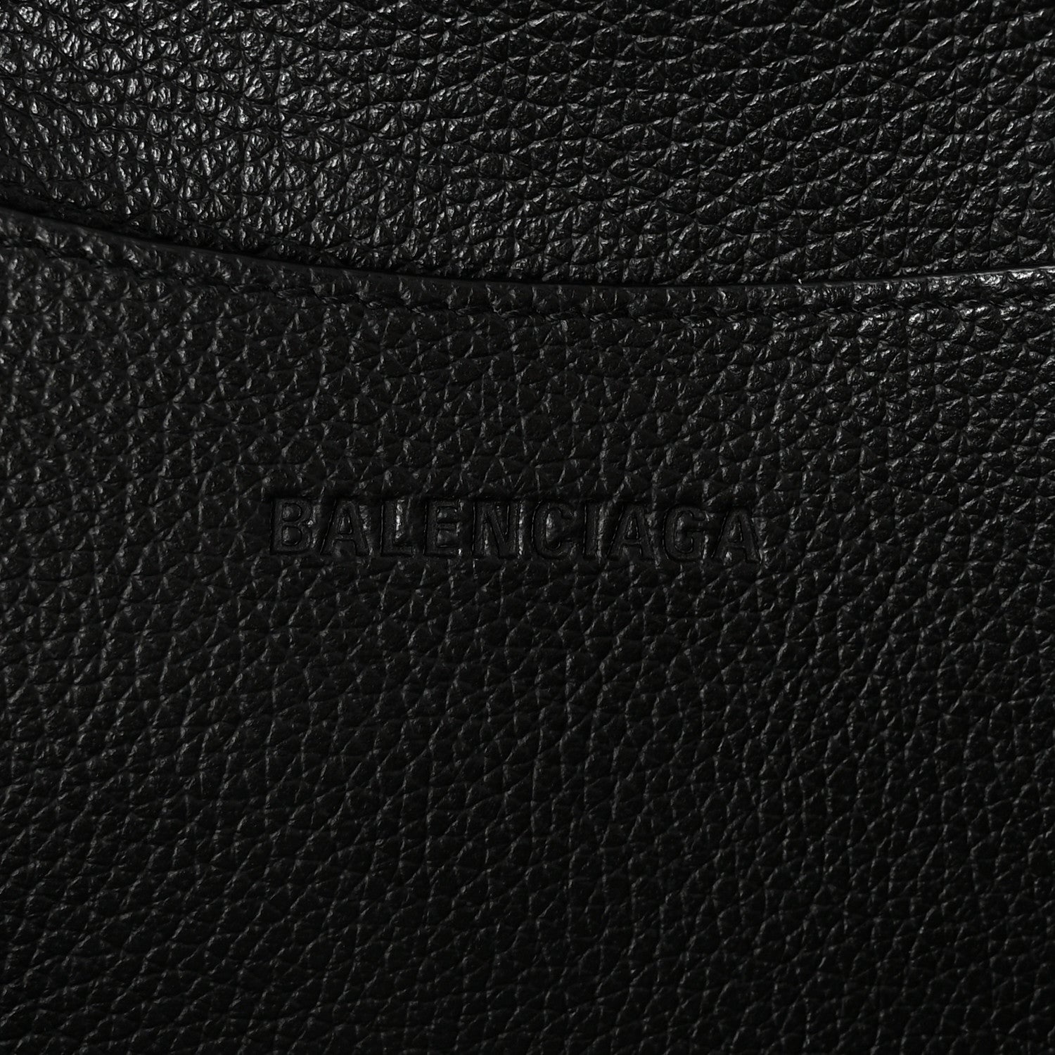 Grained Calfskin Neo Classic Black Hardware Medium City Black