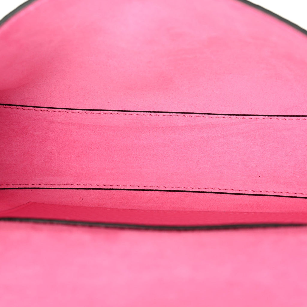 Pebbled Calfskin Medium Rockstud Flip Lock Crossbody Bag Feminine Pink