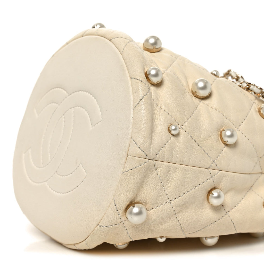Lambskin Quilted Pearl Mini About Pearls Drawstring Bag White