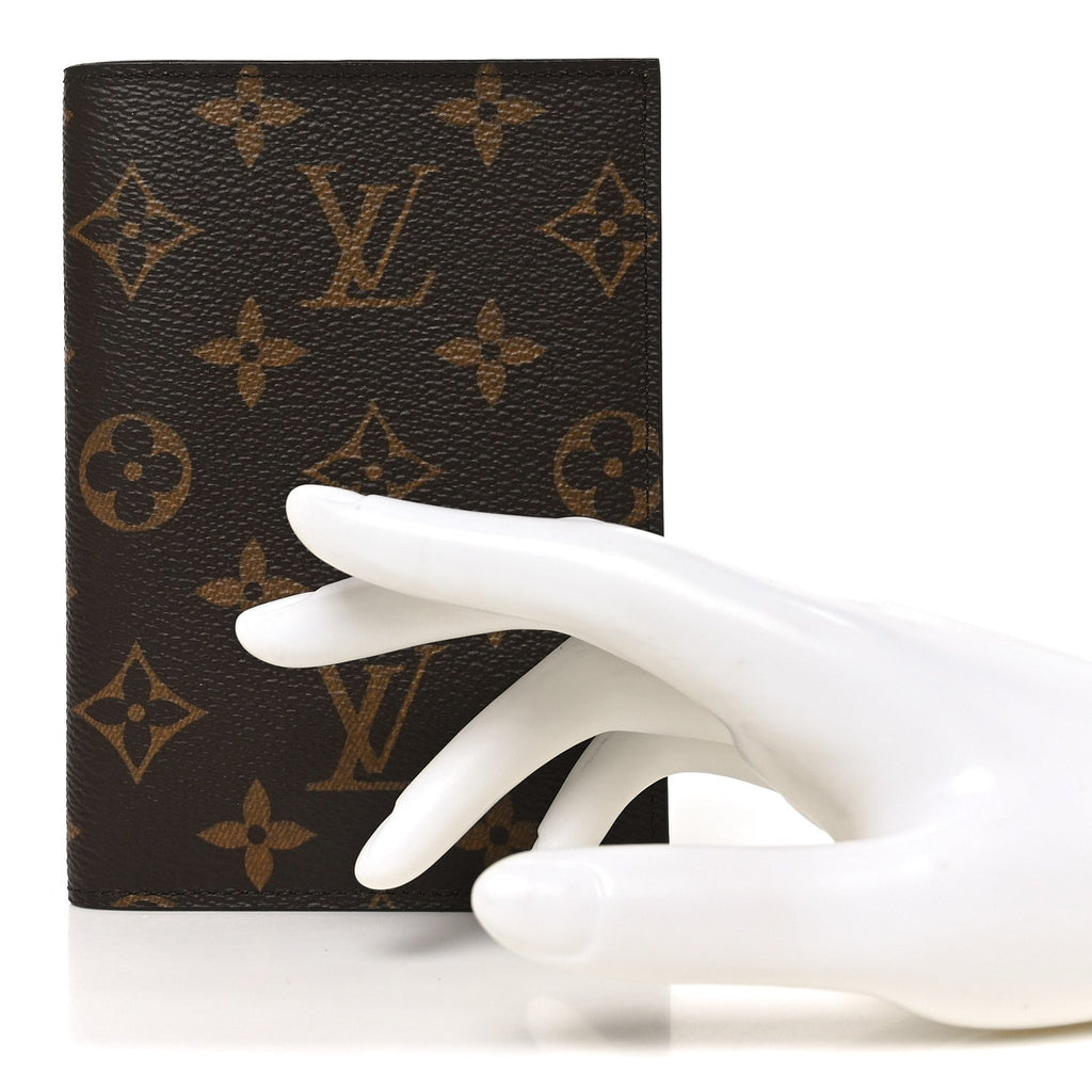 Monogram Passport Cover NM