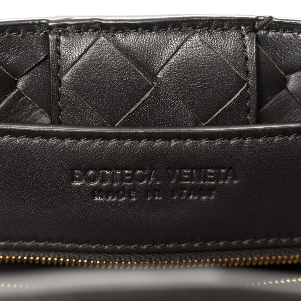 Nappa Intrecciato Medium Andiamo Shoulder Bag Fondant
