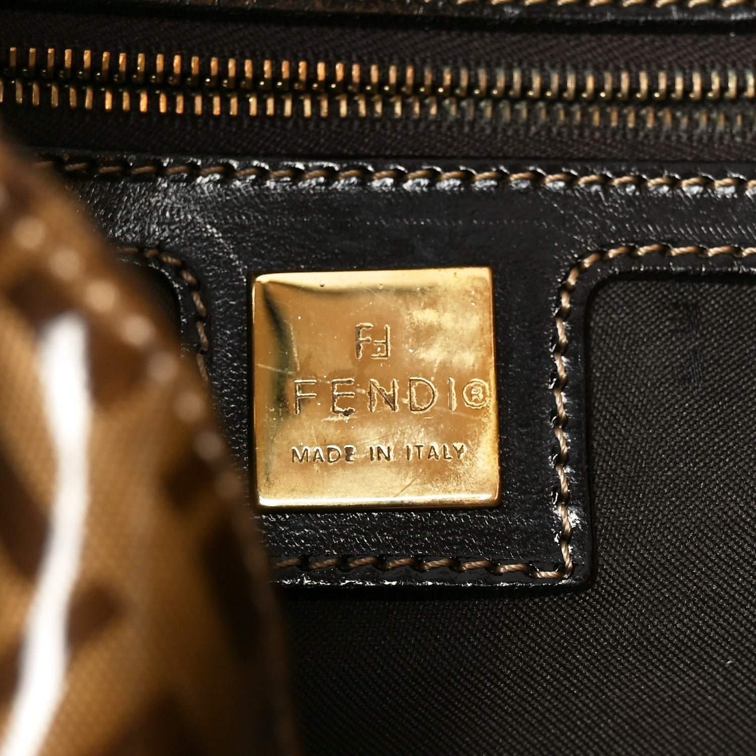 Vinyl Zucchino Mama Baguette