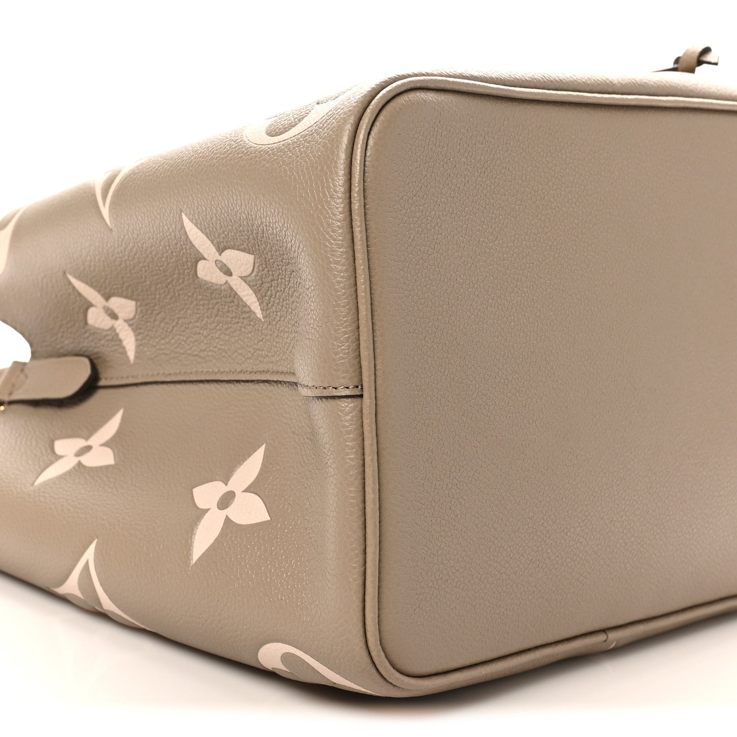 Empreinte Monogram Giant Neonoe MM Tourterelle Creme