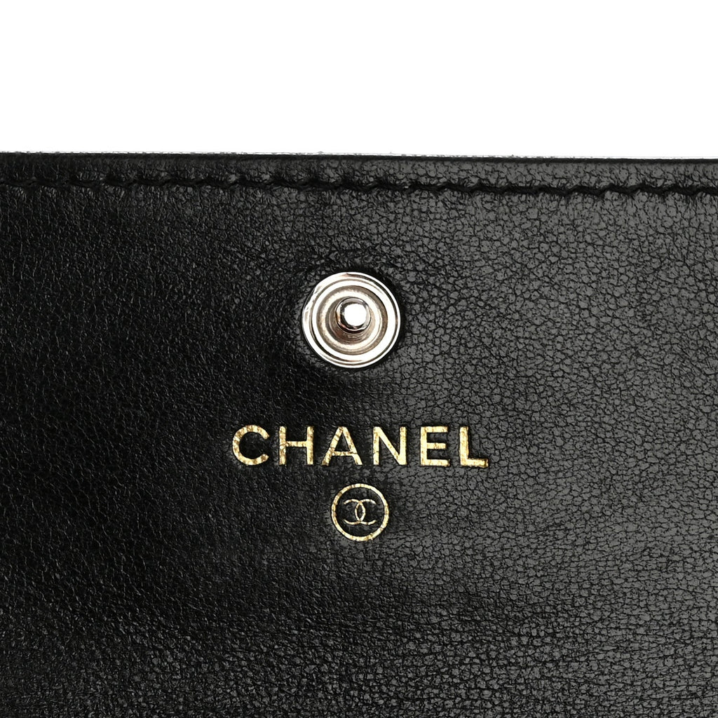 Lambskin Quilted Chanel 19 Flap  Holder Black