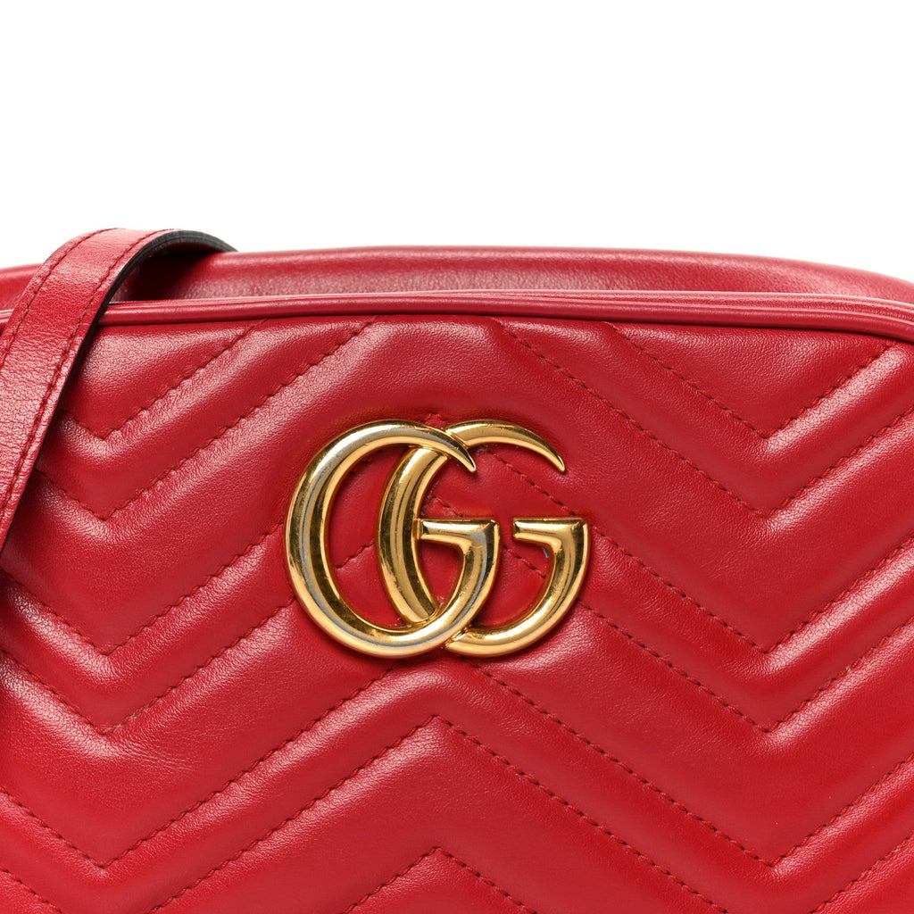 Calfskin Matelasse Small GG Marmont Chain Shoulder Bag Hibiscus Red