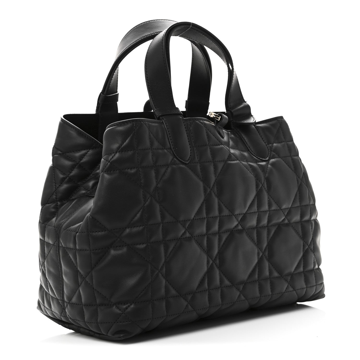 Calfskin Macrocannage Medium Toujours Black