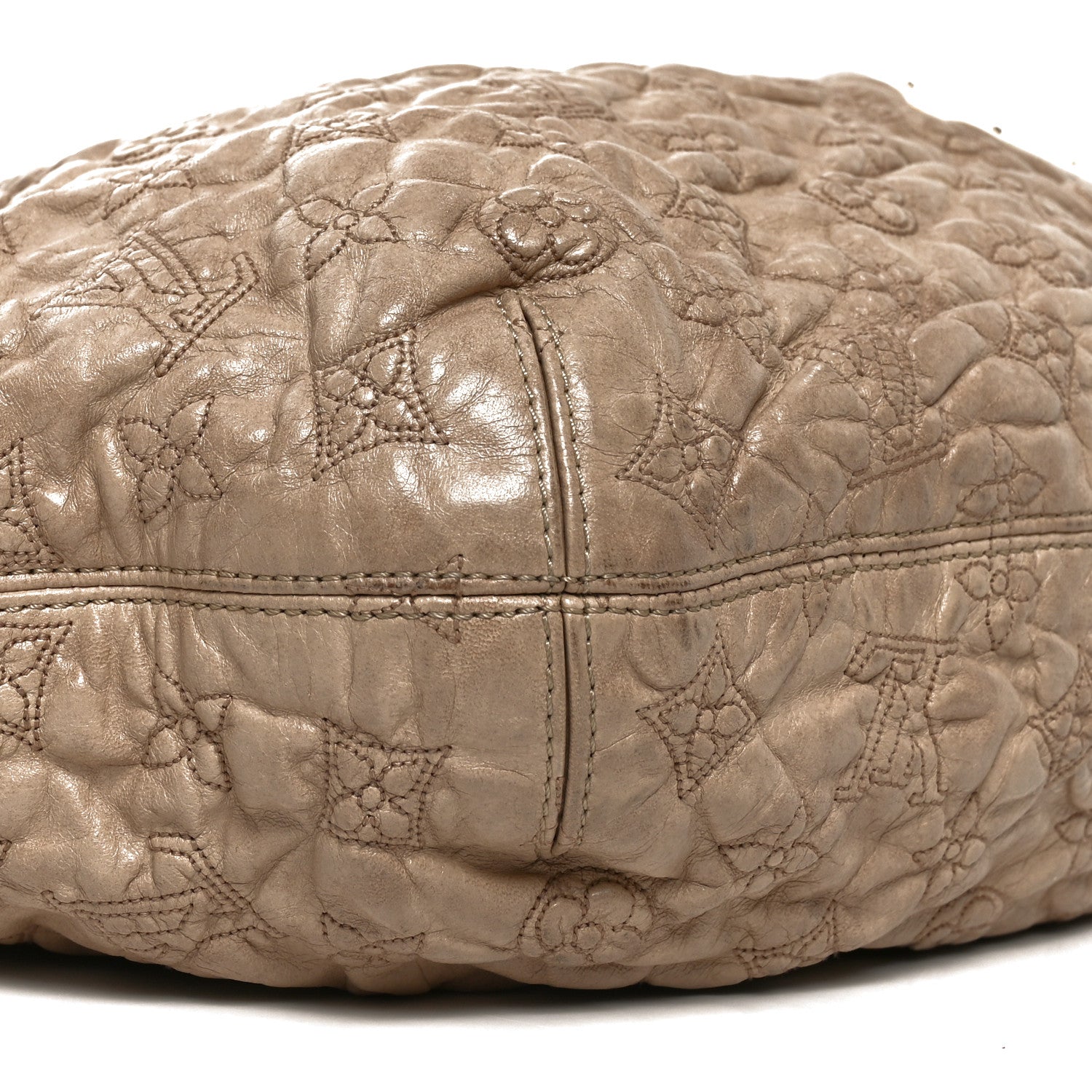 Lambskin Olympe Nimbus GM Ecru