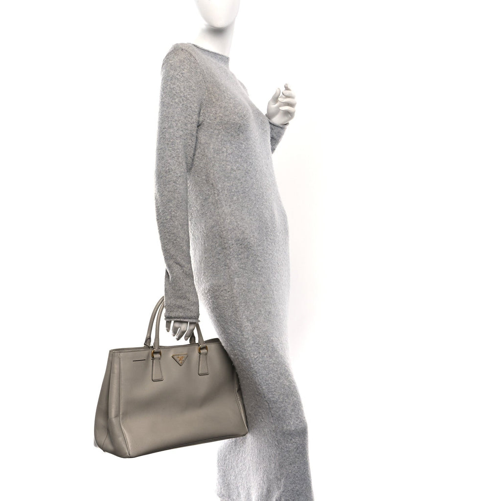 Saffiano Lux Large Tote Pomice
