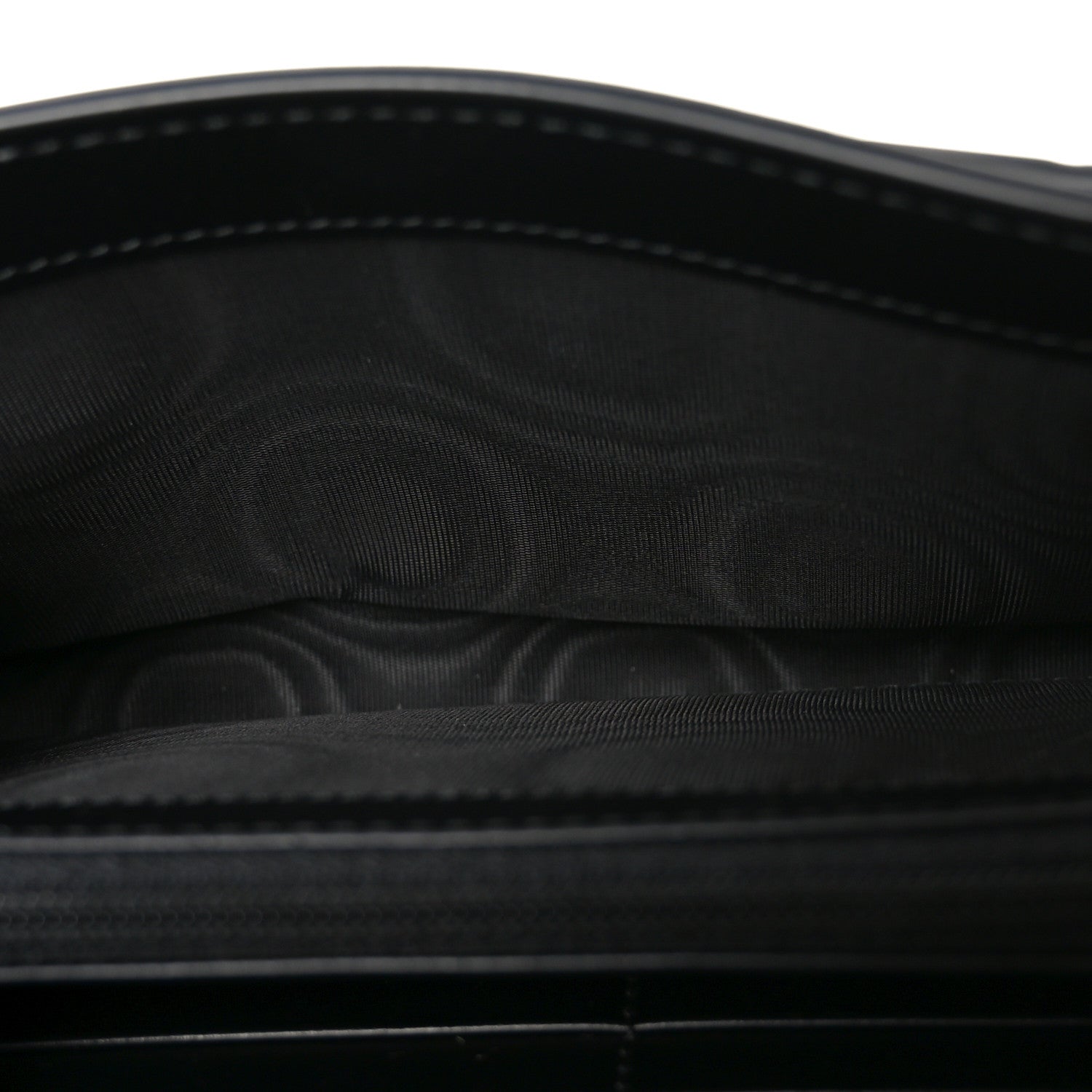 Guccissima Padlock Chain Wallet Black
