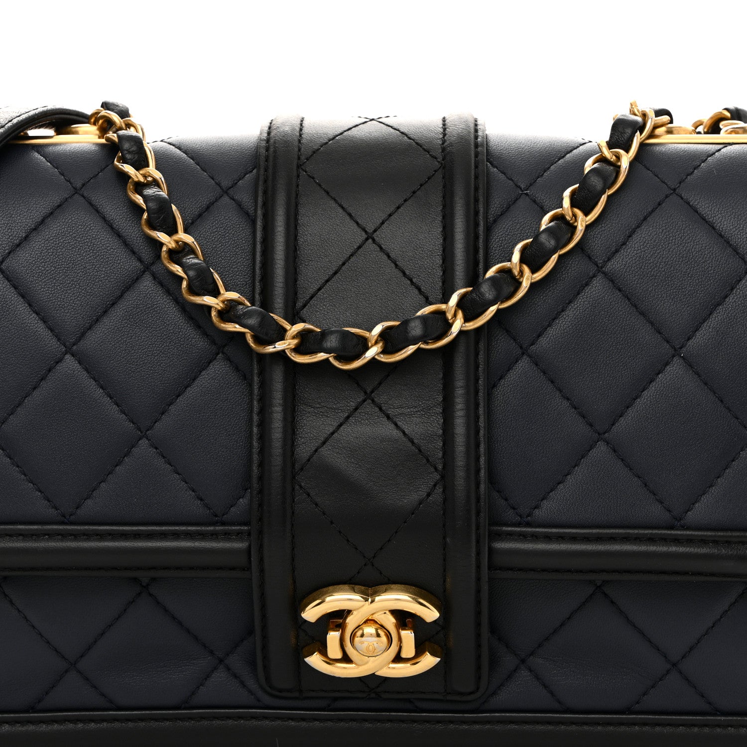 Lambskin Quilted Medium Elegant CC Flap Navy Black