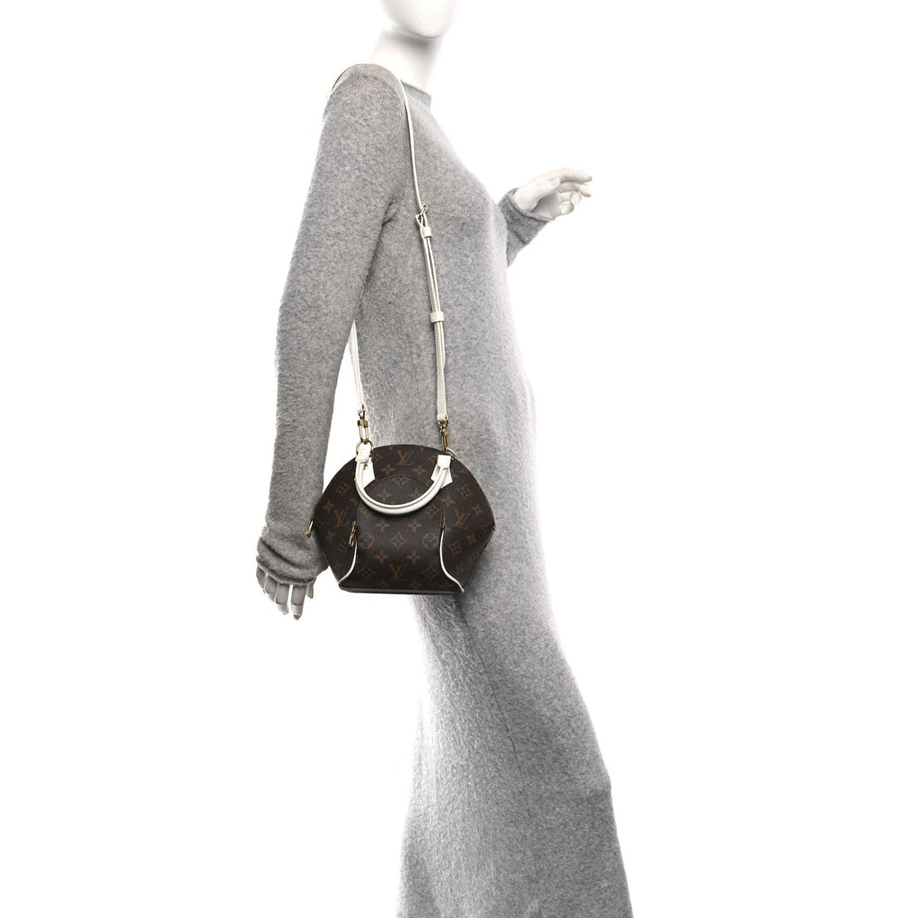 Monogram LV Match Ellipse BB White