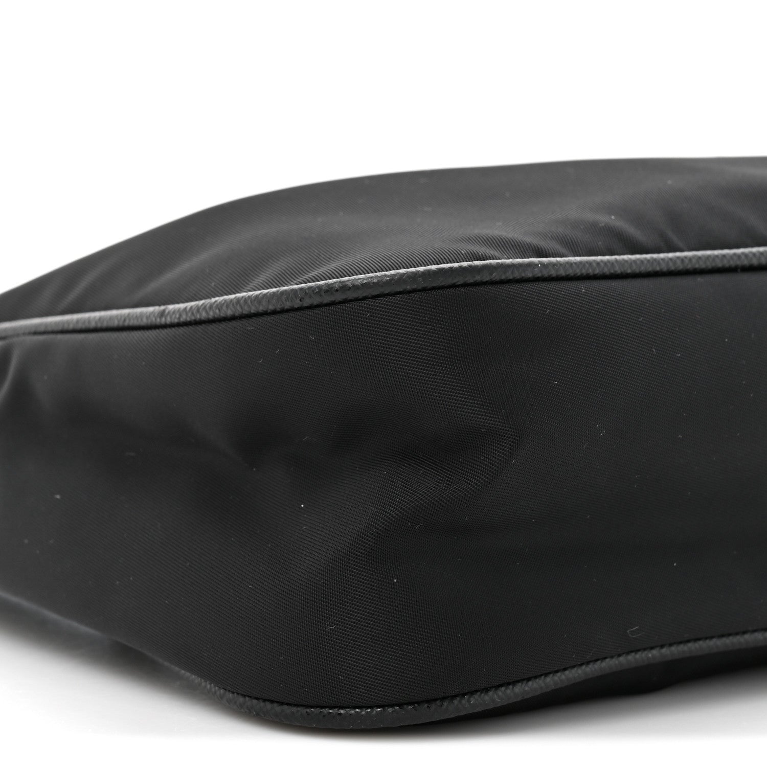 Re-Nylon Saffiano Re-Edition 2005 Shoulder Bag Black