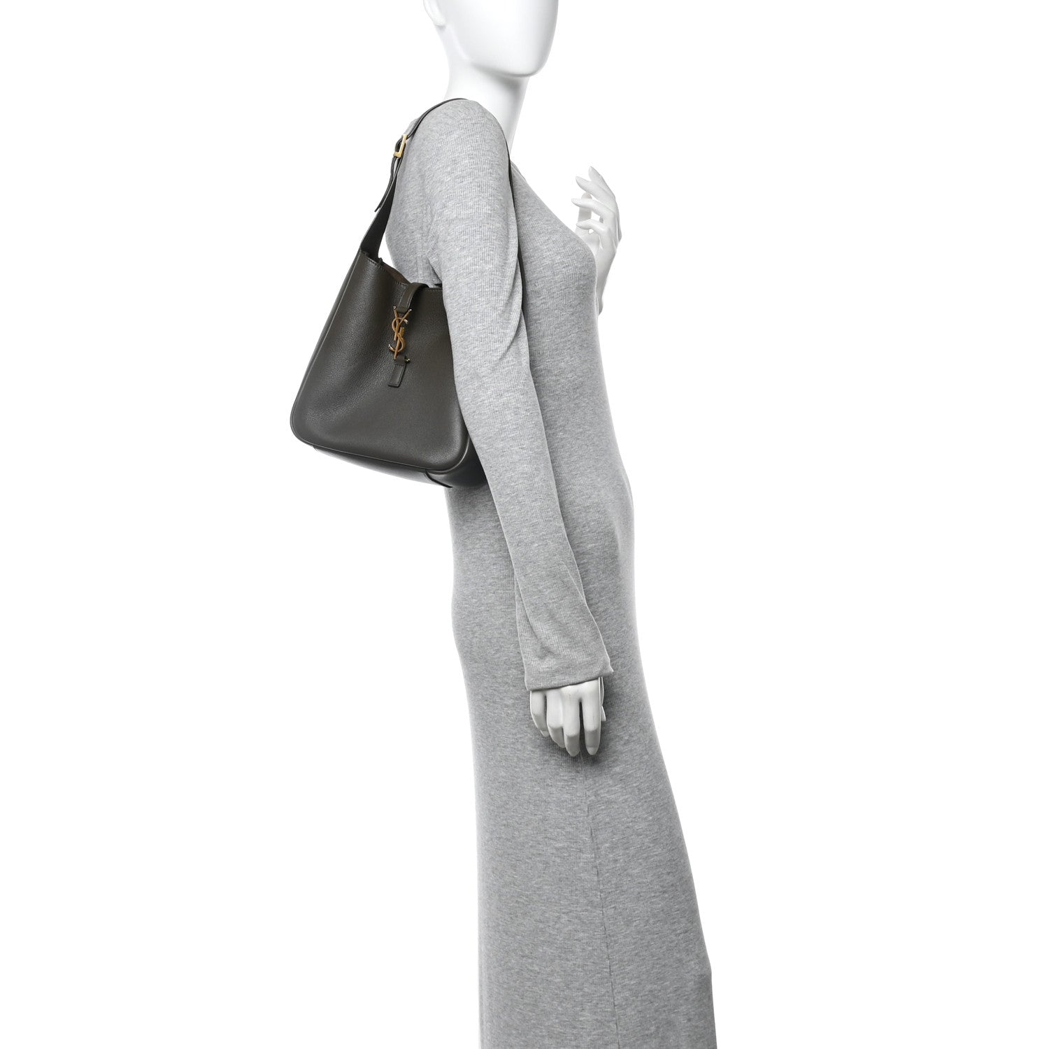 Smooth Calfskin Small Le 5 A 7 Soft Hobo Light Musk