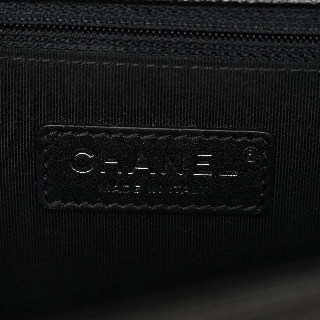 Caviar Quilted New Medium Boy Flap Black