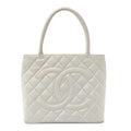 Caviar Quilted Medallion Tote White