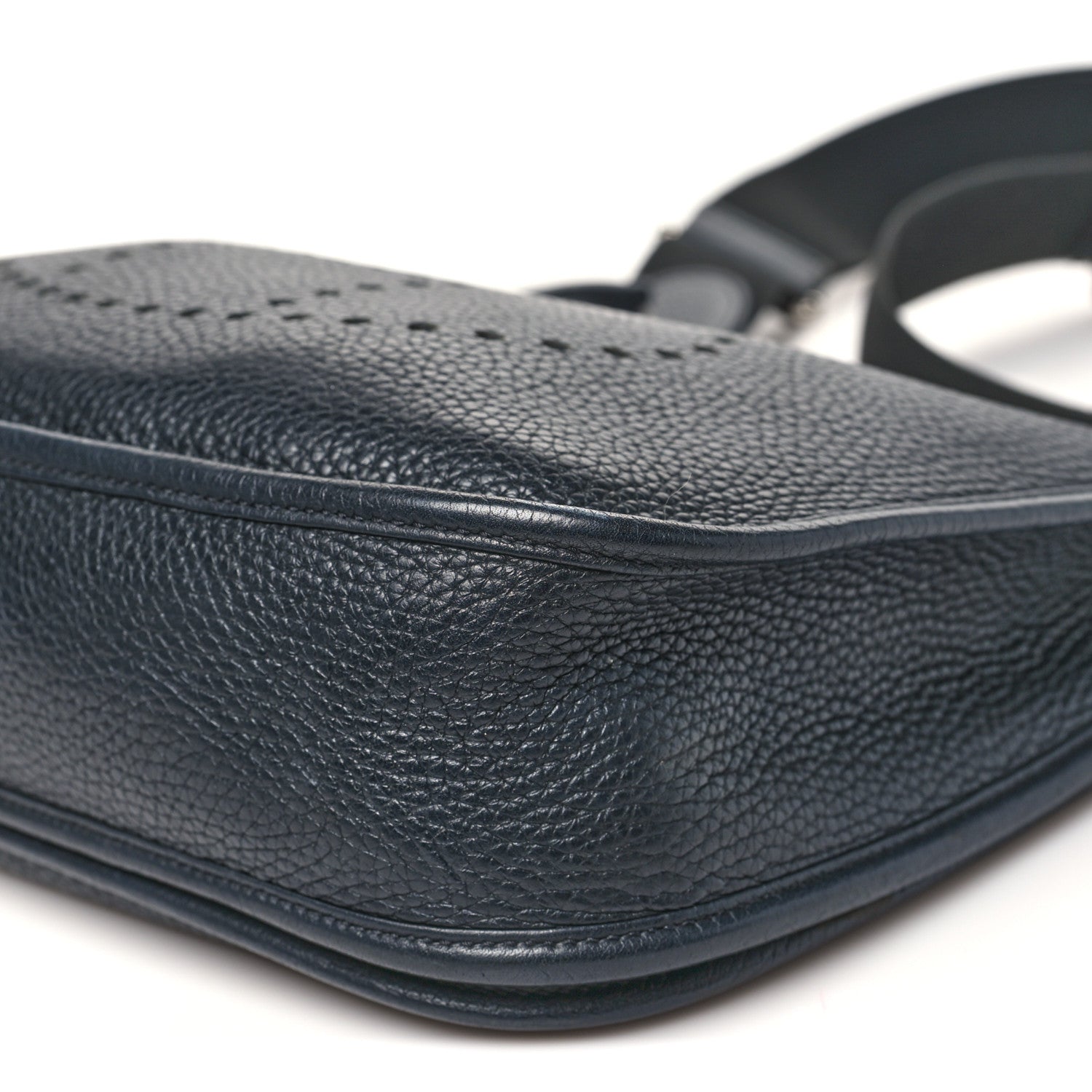 Taurillon Clemence Evelyne III PM Black