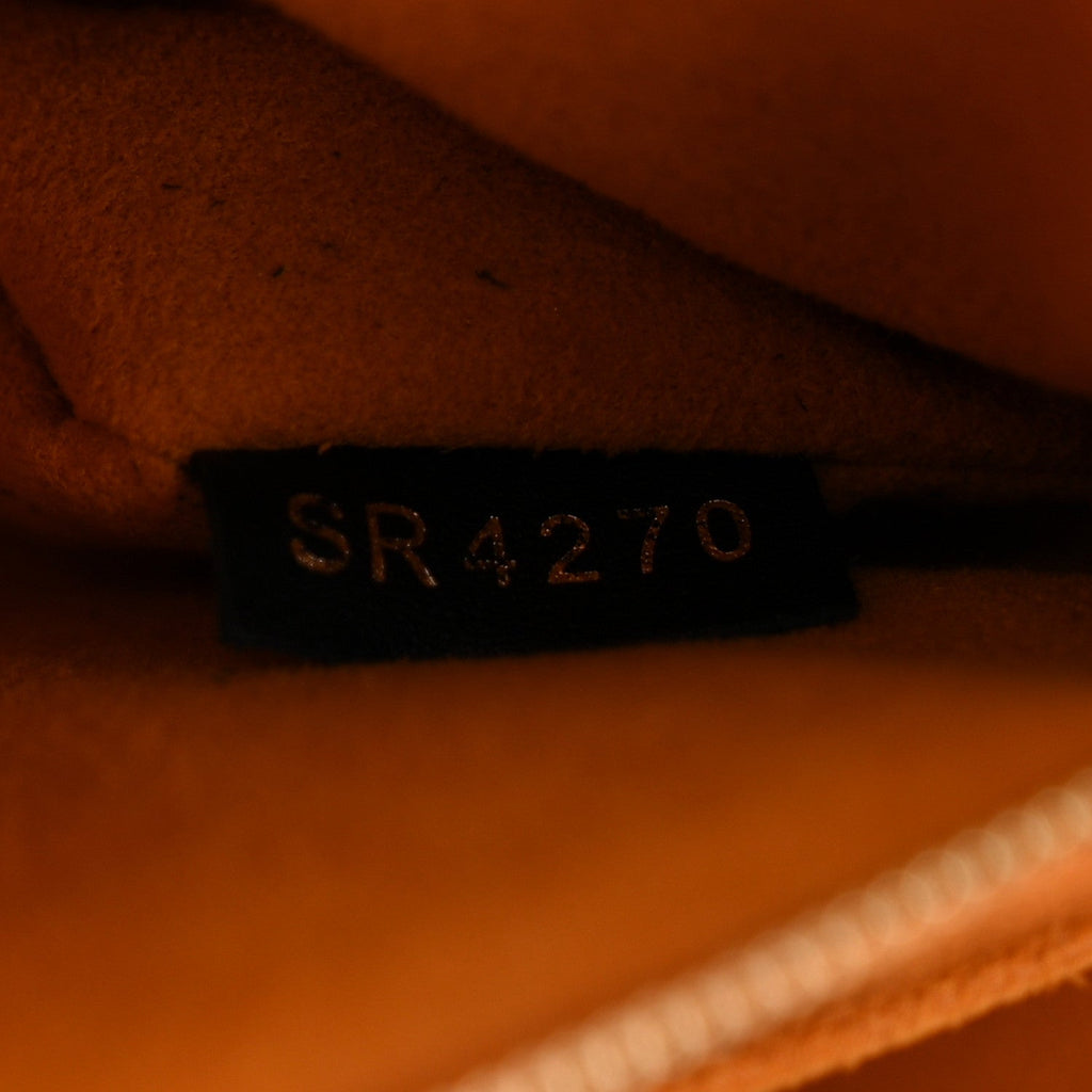 Calfskin Monogram Tufting On My Side Black