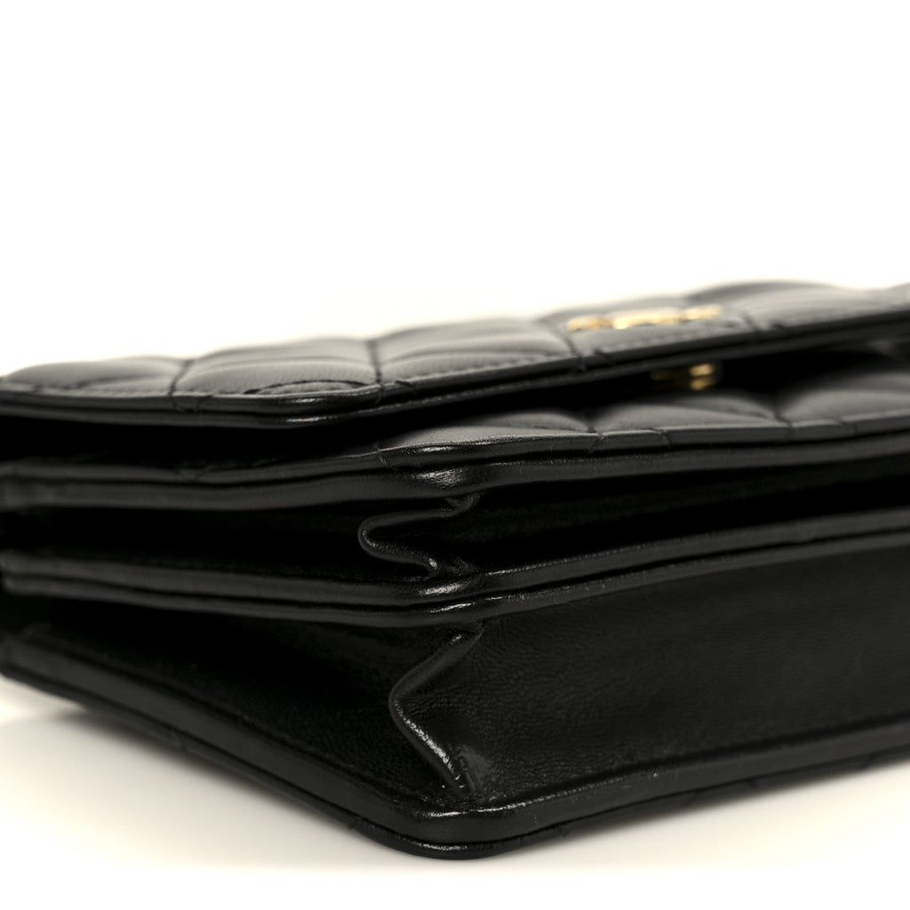 Lambskin Quilted CC Pearl Enamel Clutch on Chain WOC Black