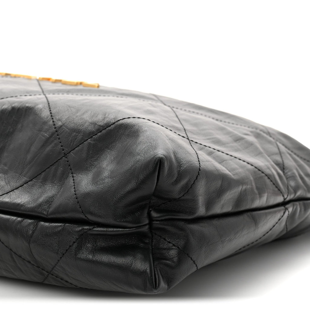 Crumpled Calfskin Quilted Chanel 22 Black