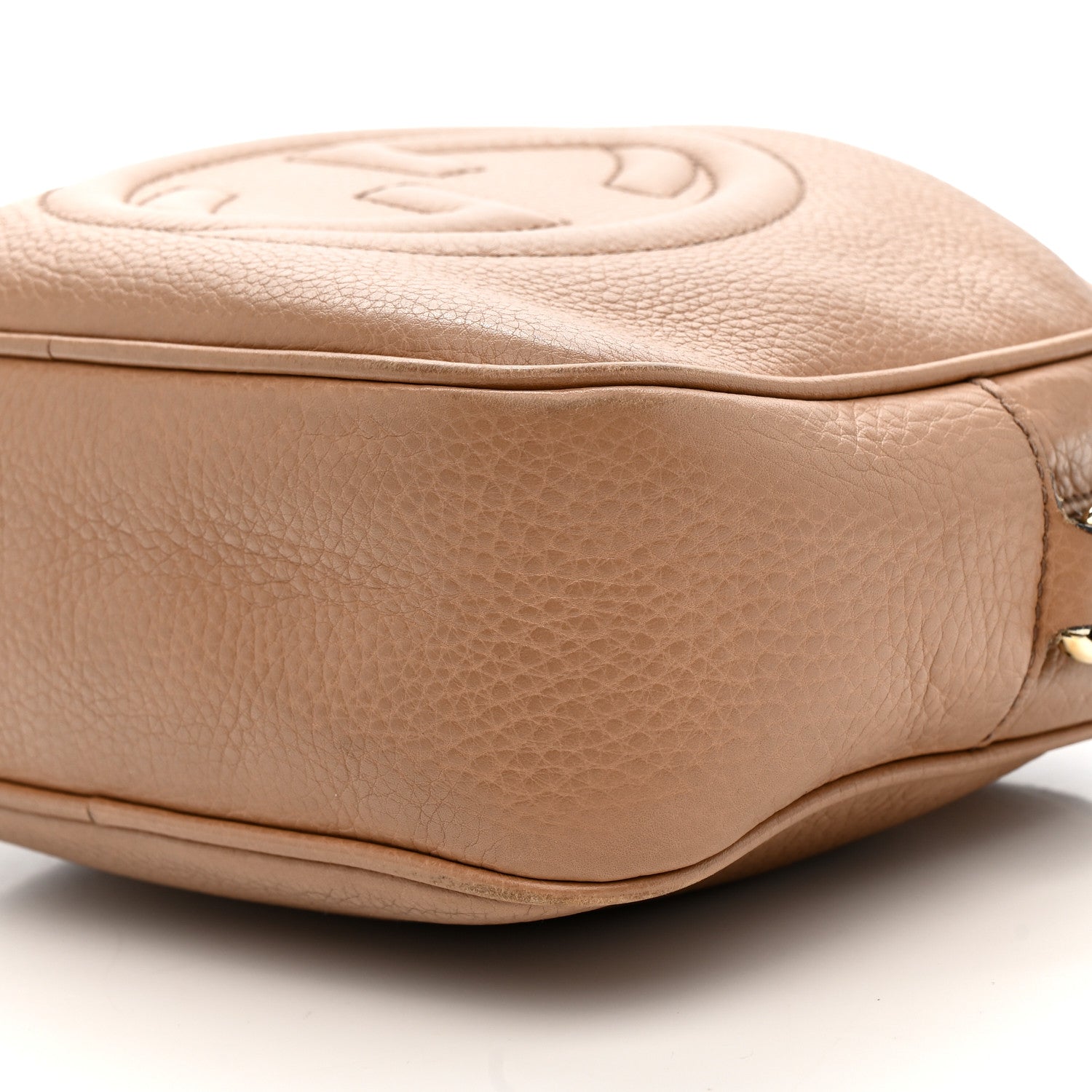Pebbled Calfskin Small Soho Disco Bag Camelia