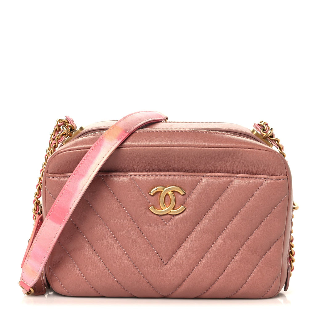 Lambskin Chevron Quilted Chain Around Camera Case Pink
