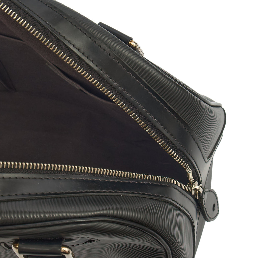 Louis Vuitton Tote Montaigne MM in Black, Epi Leather