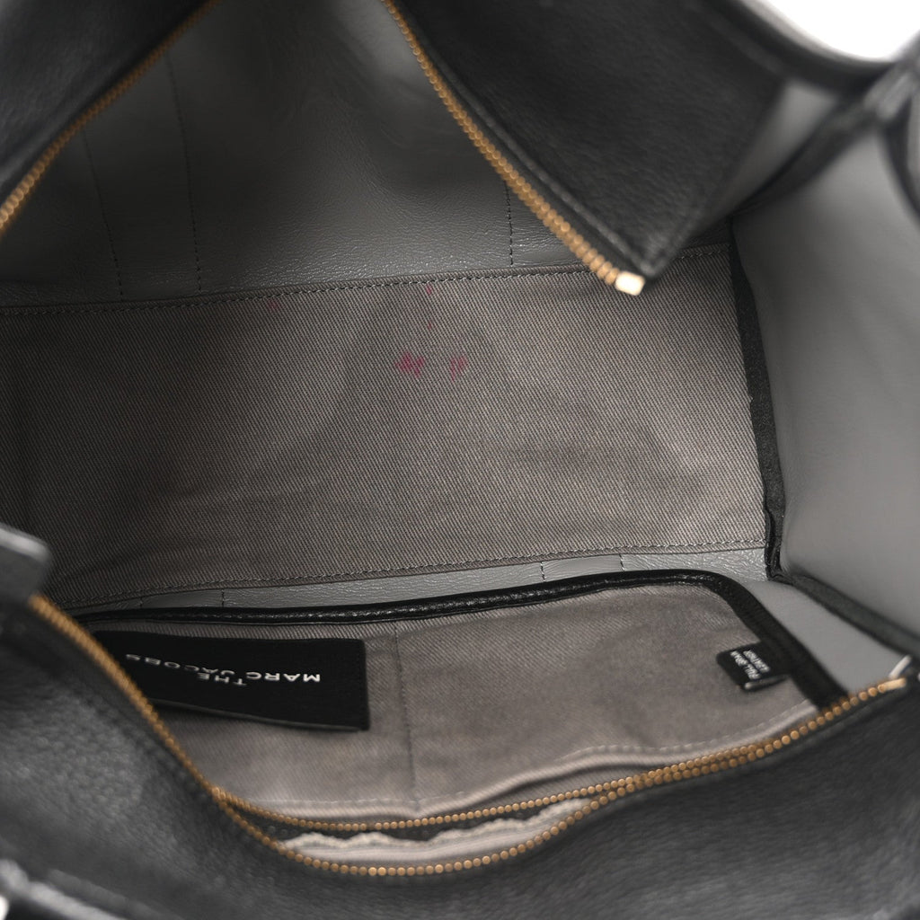 Grained Calfskin Medium The Tote Bag Black
