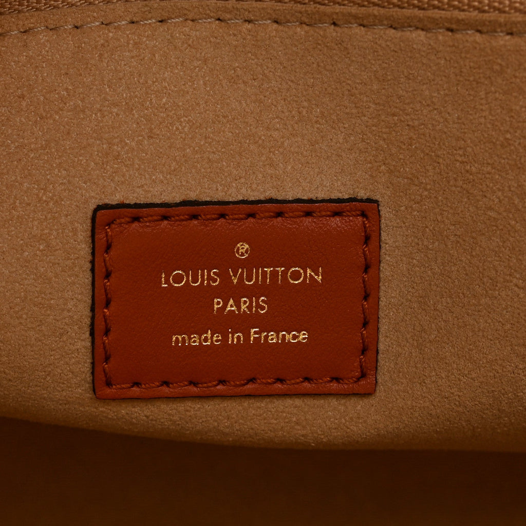 Calfskin Monogram Tufting On My Side Galet
