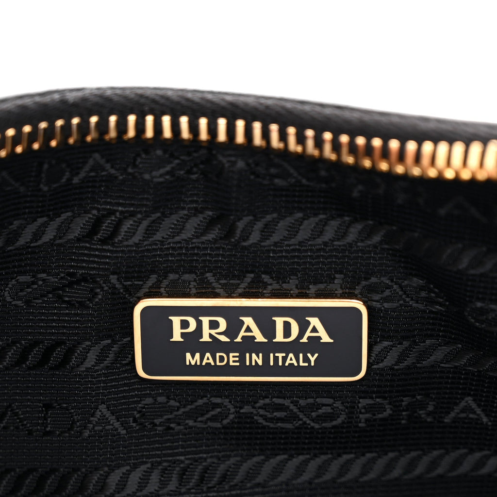 Vitello Re-Edition 2005 Shoulder Bag Black