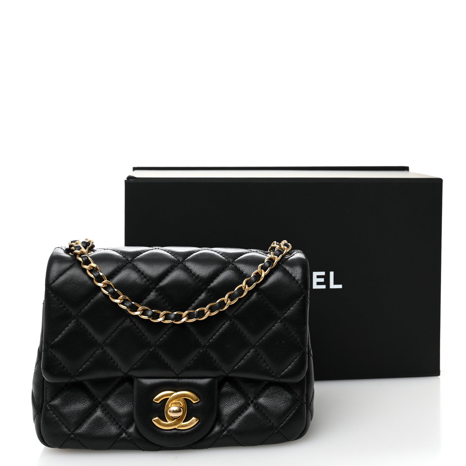 Lambskin Quilted Mini Pearl Crush Flap Black