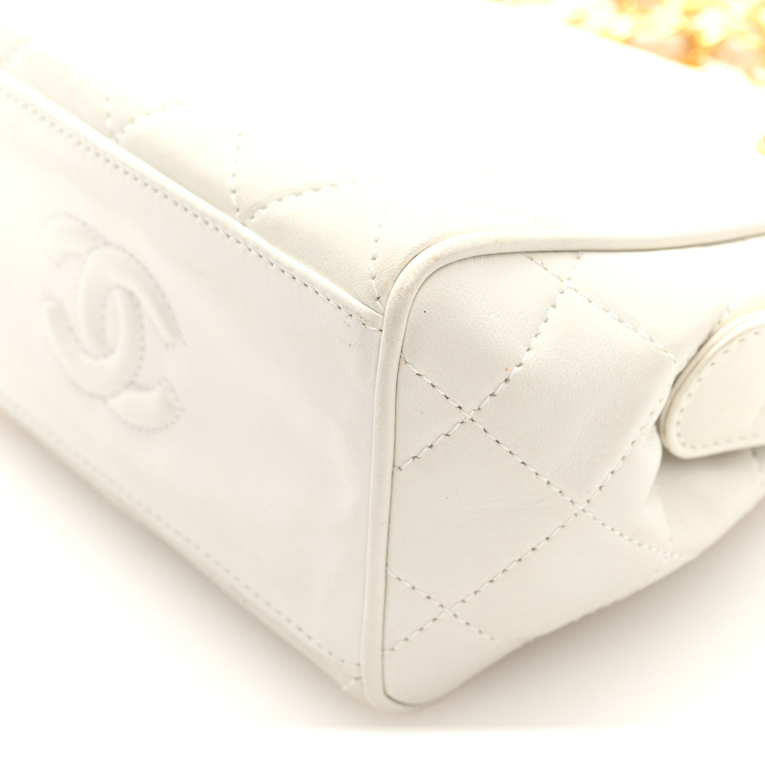 Lambskin Quilted Shoulder Bag White