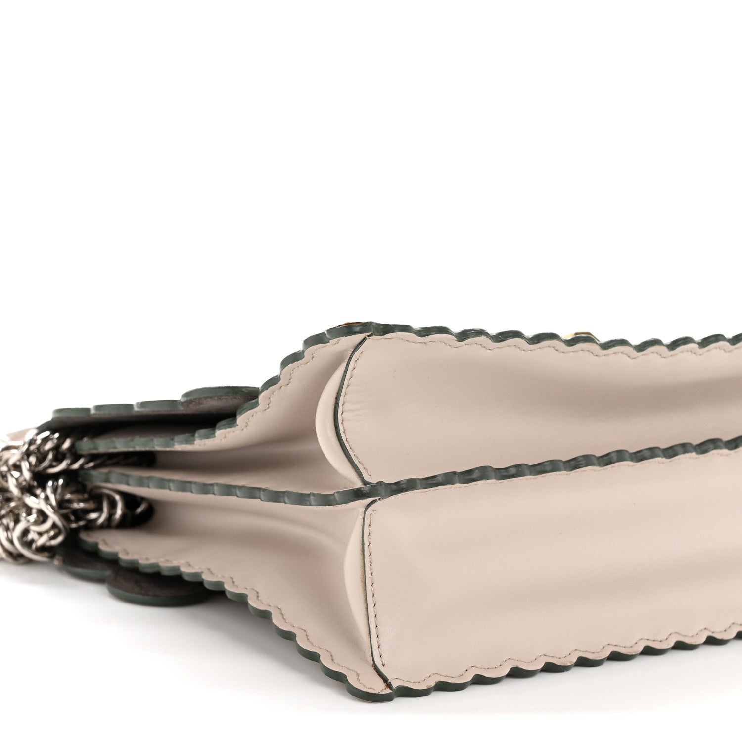 Vitello Liberty Scalloped Studded Kan I Shoulder Bag Grigio Polvere