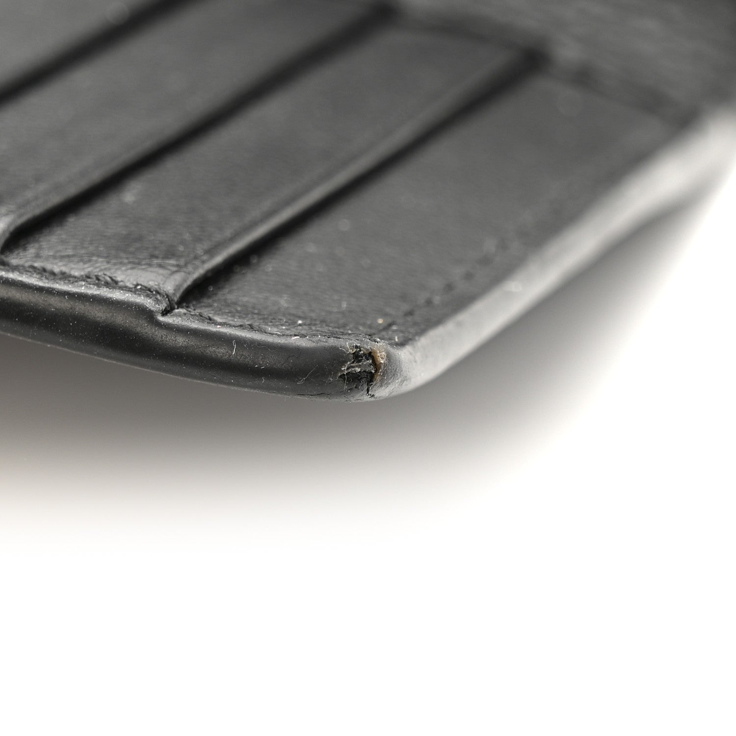 Grained Calfskin Icon Vertical Bifold  Holder Black