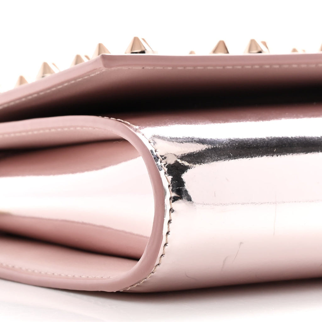 Metallic Patent Calfskin Spikes Loubinthesky Paloma Clutch Pink