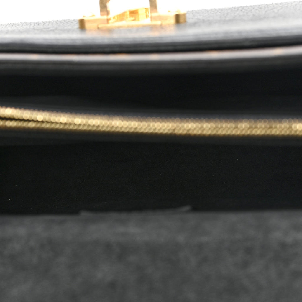 Monogram Victoire Black