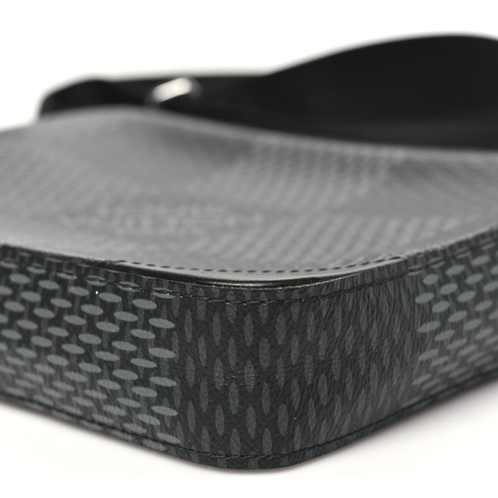 Damier Graphite 3D Trio Messenger
