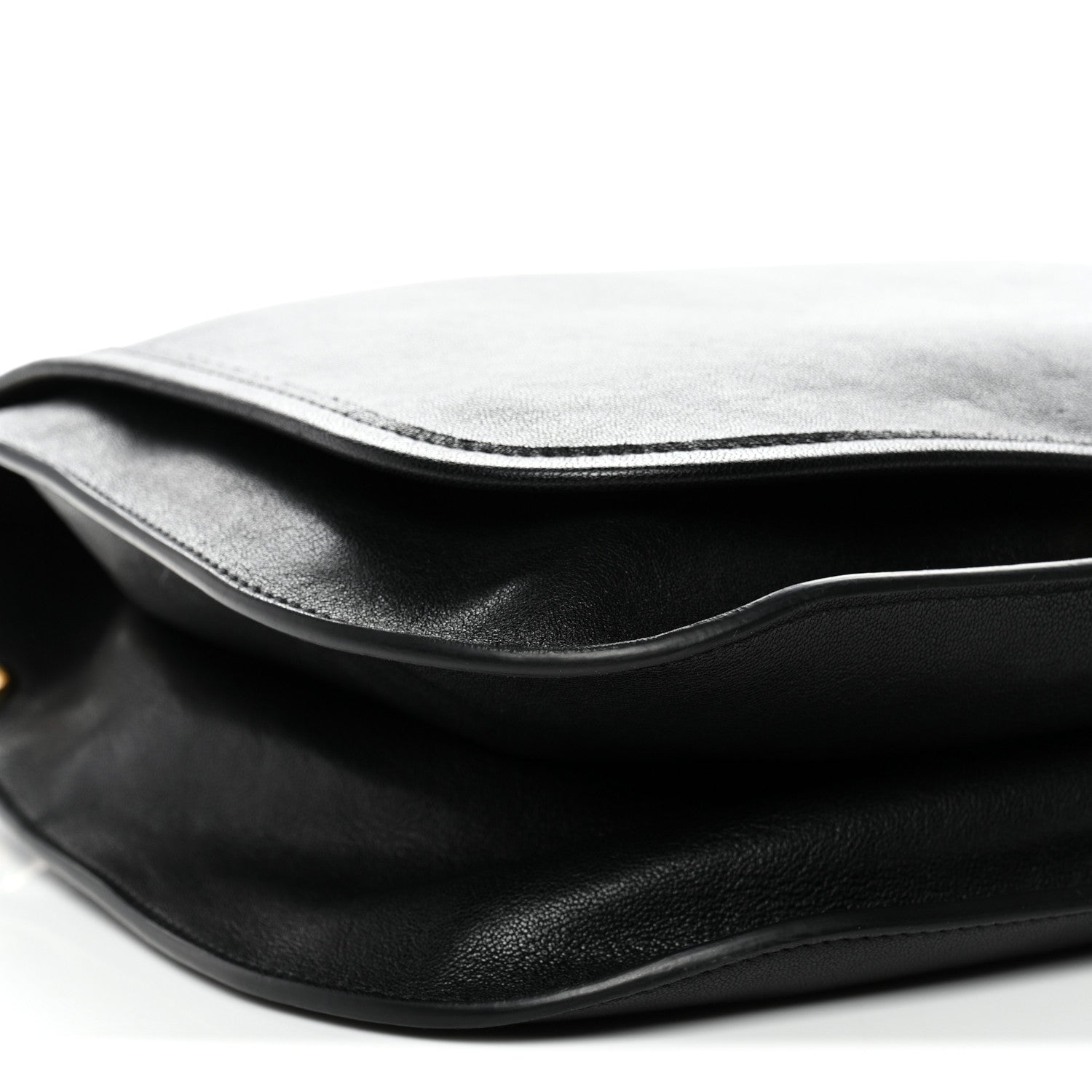 Shiny Lambskin Soft Triomphe Besace Bag Black