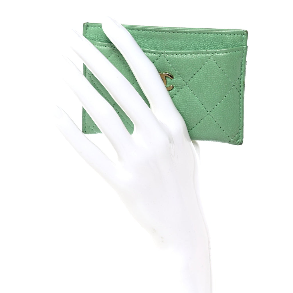 Caviar Quilted  Holder Green