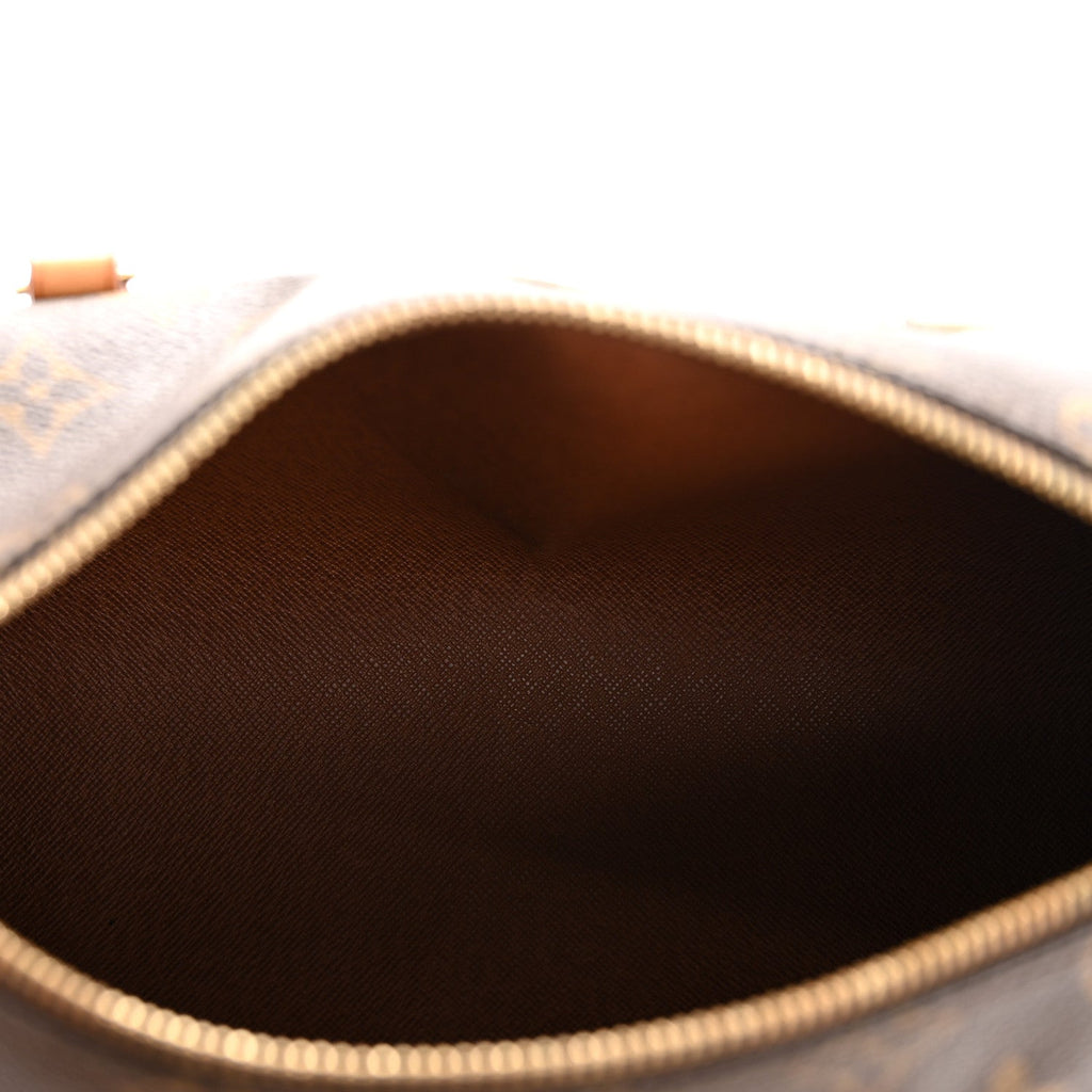Monogram Papillon 26