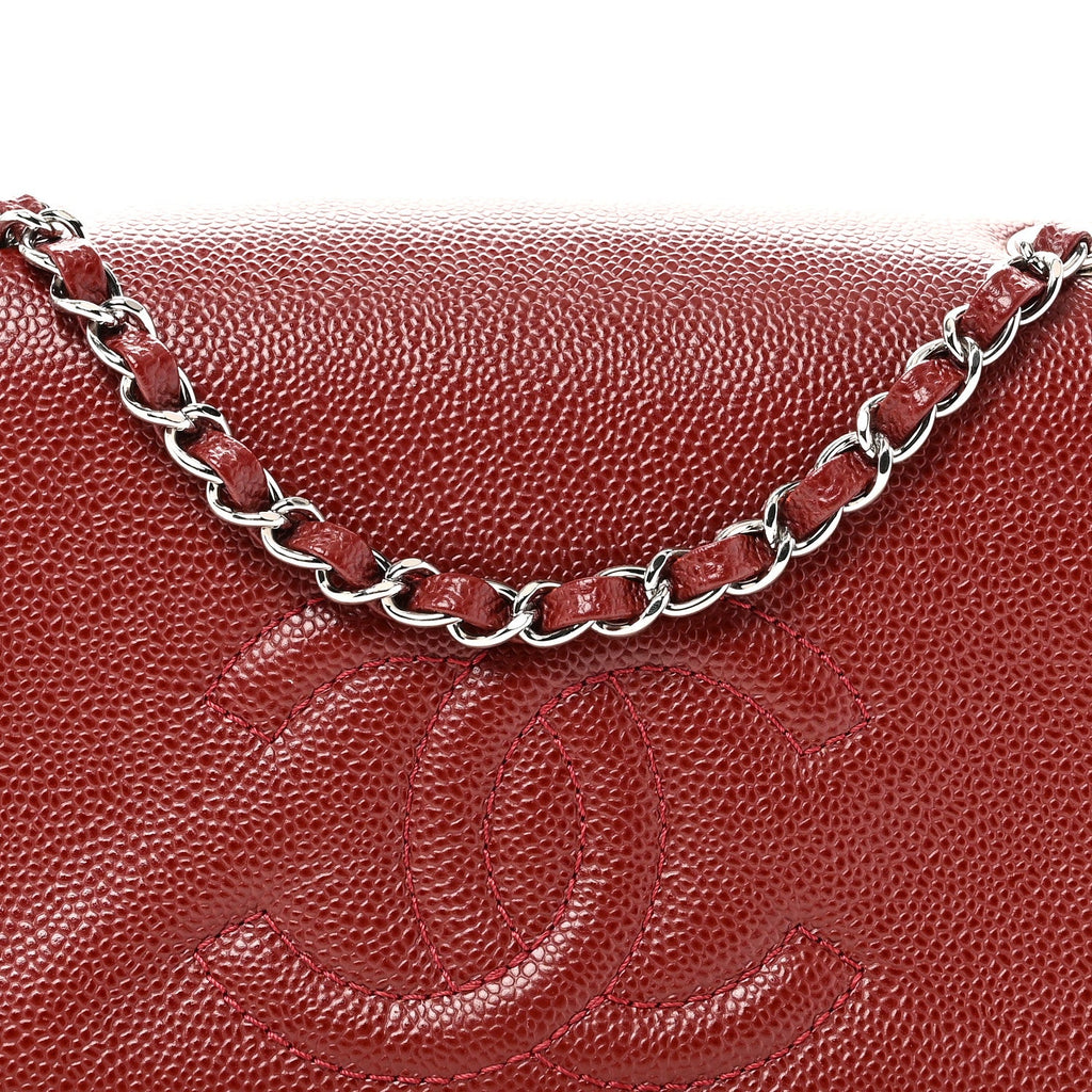Caviar Medium Timeless CC Flap Dark Red