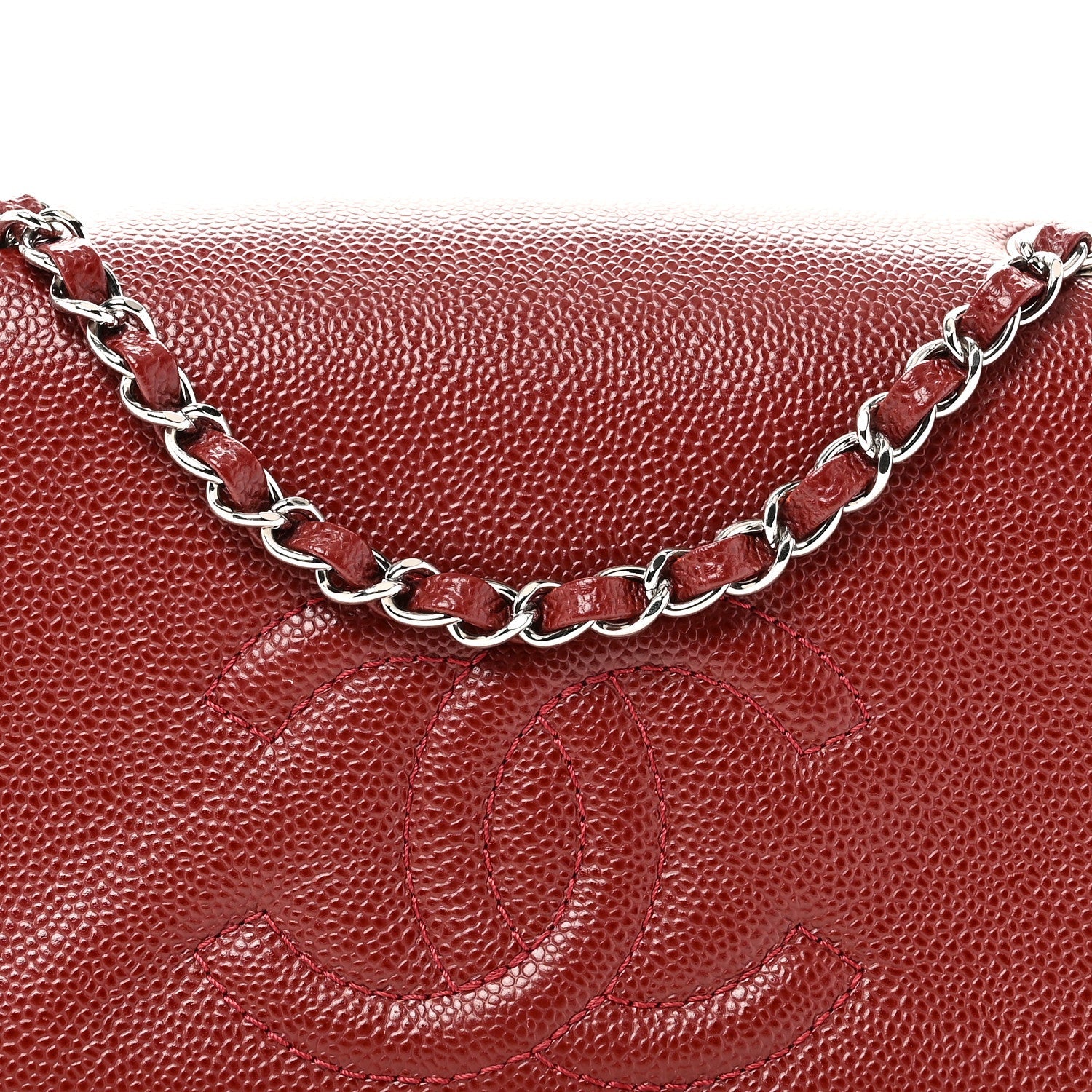 Caviar Medium Timeless CC Flap Dark Red