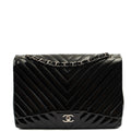 Chanel Shoulder Bag Chevron Flap Bag  in Black, Patent Leather