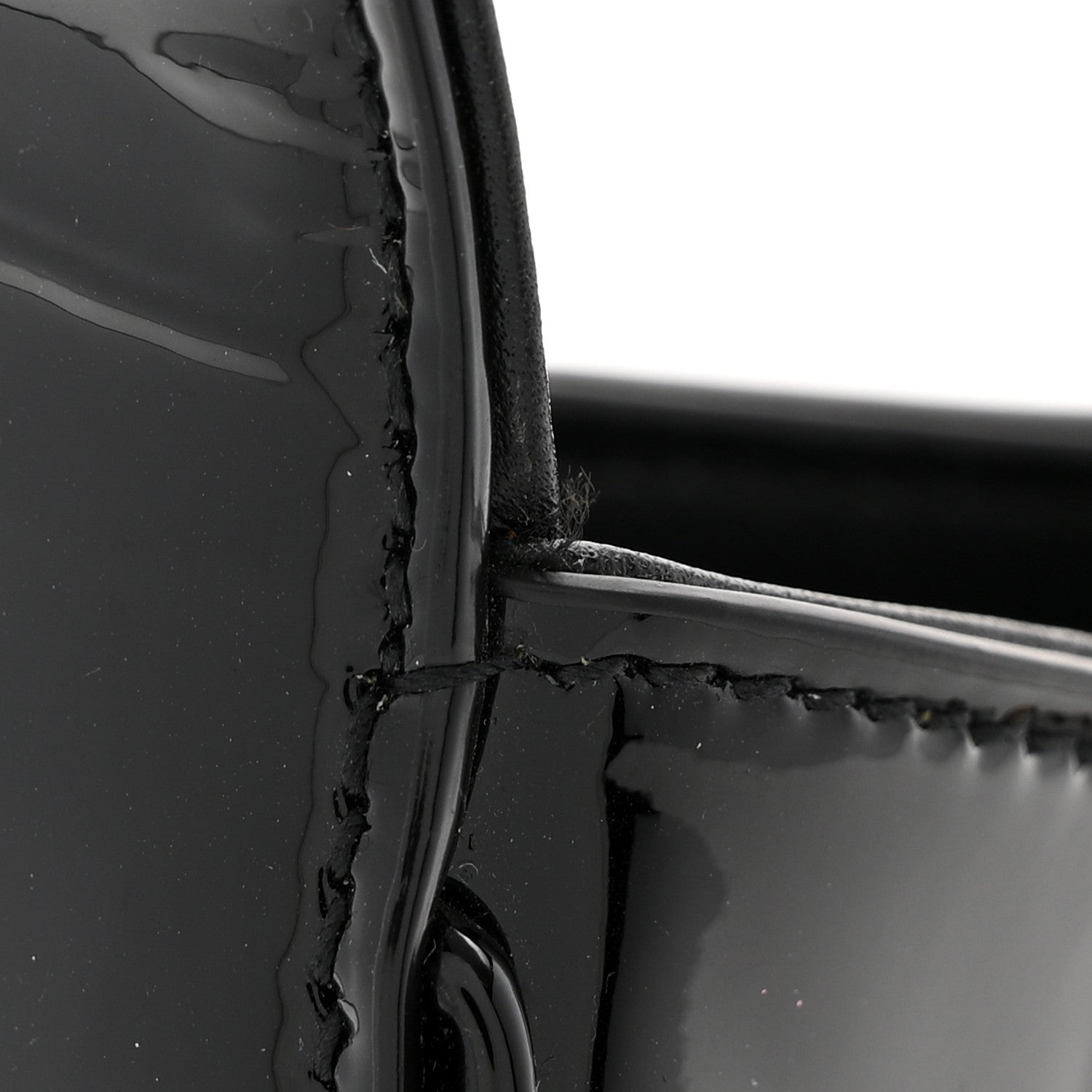 Patent Le 5 A 7 Hobo Black