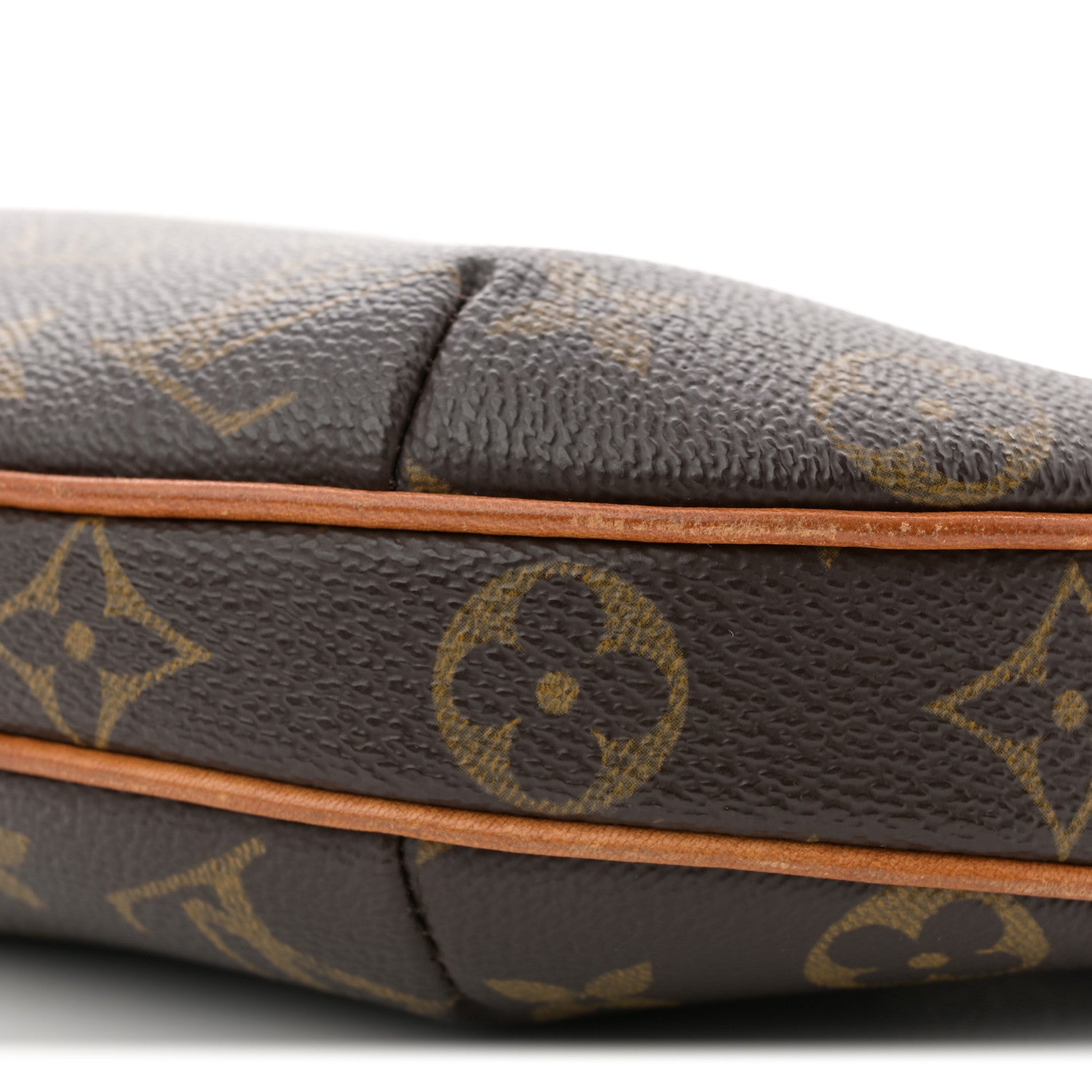 Monogram Croissant PM
