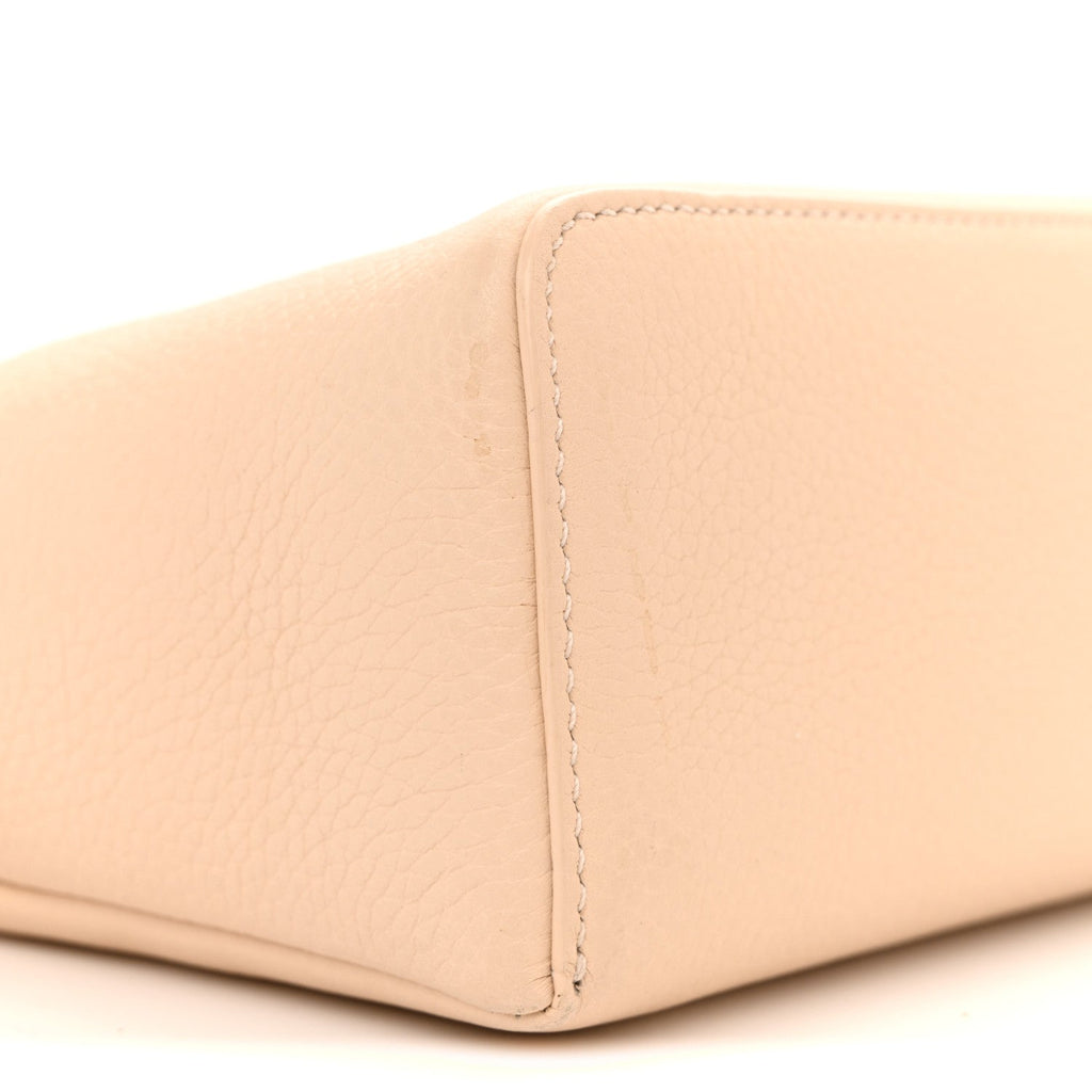 Grained Calfskin L19 Extra Pocket Pouch Creamed Honey