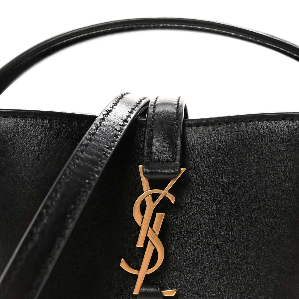Shiny Calfskin Le 37 Mini Bucket Bag Black