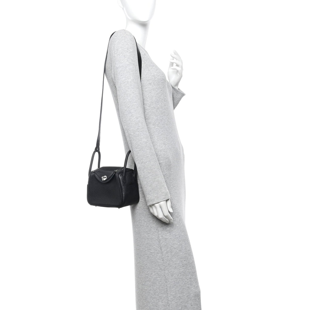 Taurillon Clemence Mini Lindy 20 Black