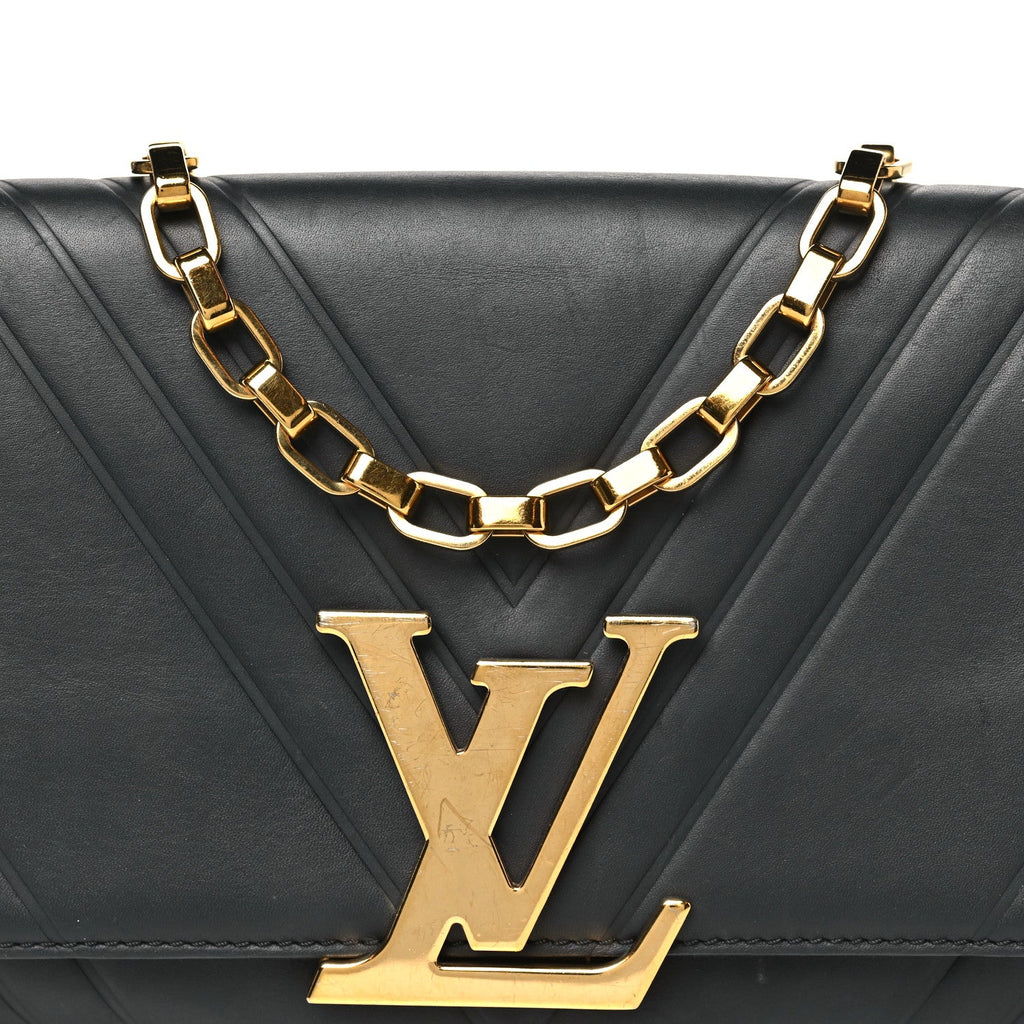 Calfskin Airy V Embossed Pochette Chain Louise GM  Black