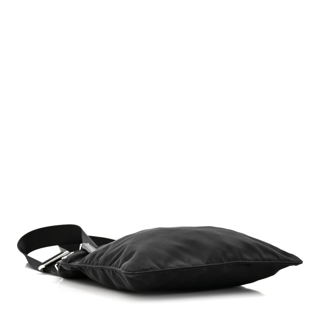 Nylon Vela Flat Messenger Bag Black